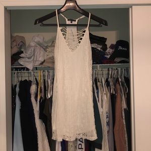 Kendall and Kylie pacsun white lace dress